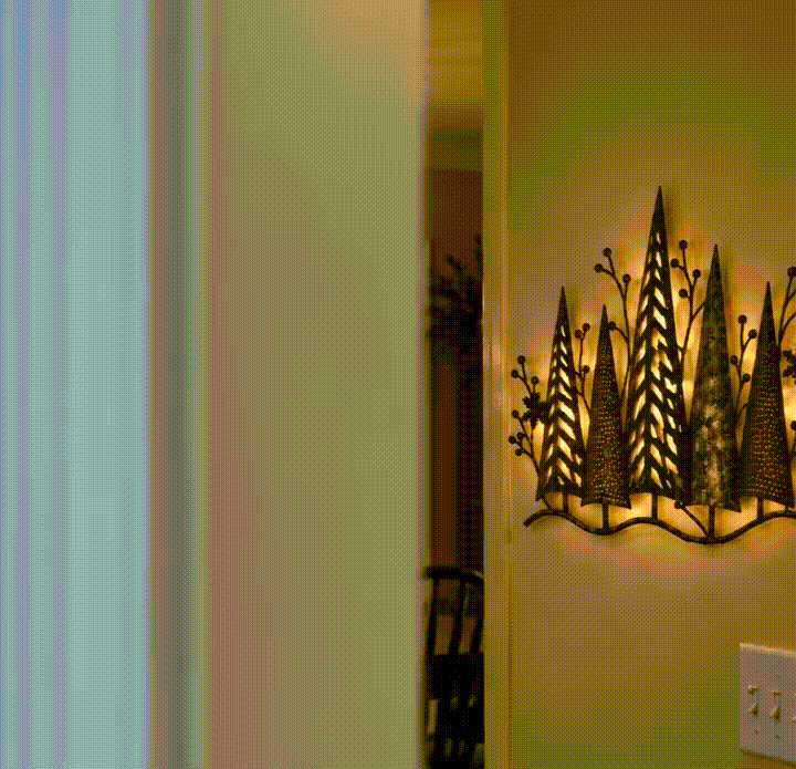 WinterPine™ Verlicht Boomsilhouet | Warme wintersfeer aan je muur — zonder gedoe