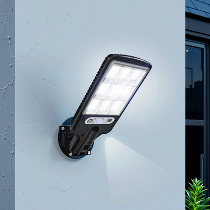 Automatische buitenverlichting zonder kabels, stroomkosten of installateur