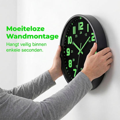 HushGlow™ | Stille wandklok die in het donker oplicht